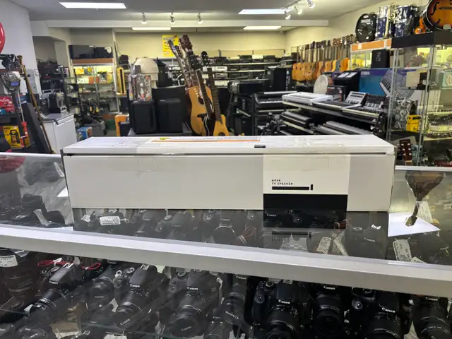 Bose TV Seaker Boxed - Photo 5