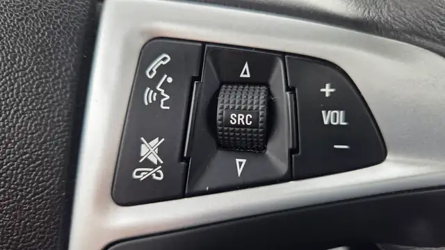 2017 Chevrolet Equinox Premier LZ AWD Lane Departure/Accident Av - Photo 18