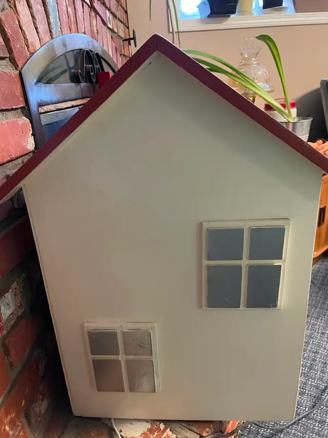 Doll house - Photo 2