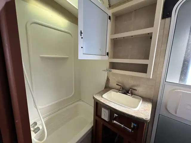 2022 Outback 25MBH Bunkhouse Travel Trailer Family Friendly - Photo 19