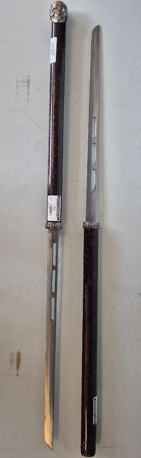 18' Dual Interlocking Sword (29671112) - Photo 2