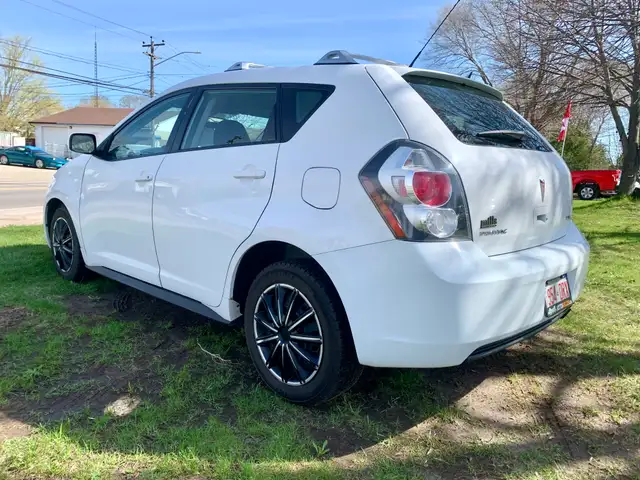 2009 Pontiac Vibe Toyota Matrix 1 Owner 130km - Photo 5