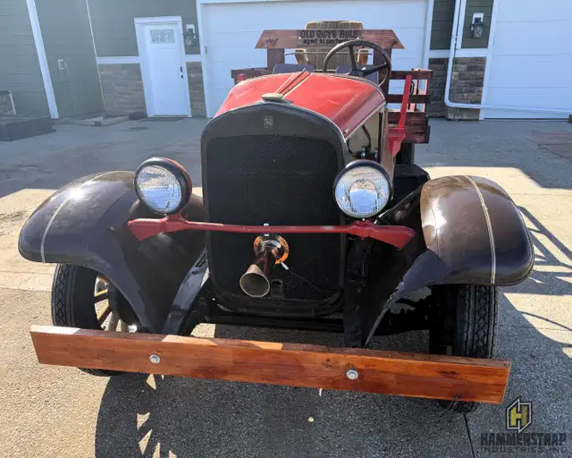 1929 PLYMOUTH PU Vintage Classic Pickup Truck - Photo 2