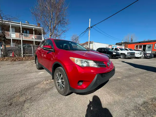 Toyota Rav4 2015 Automatique $13 995. Rusty 450-820-0550