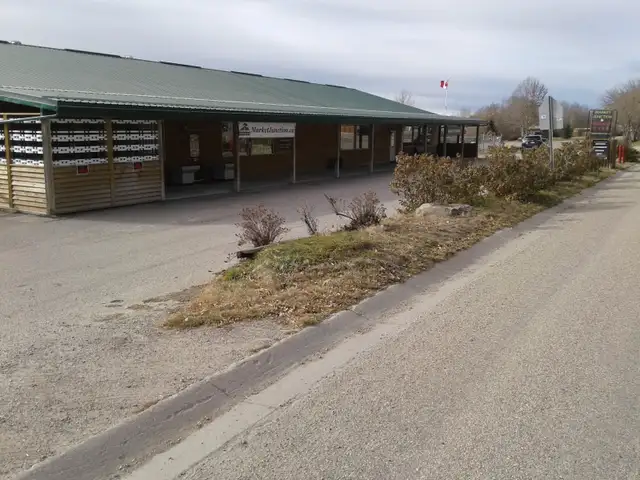 6000 sq ft COMMERCIAL BUILDING FOR SALE - Photo 8