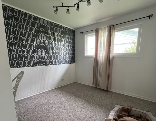 Unfurnished 4 bed, 2 bath house - Photo 9