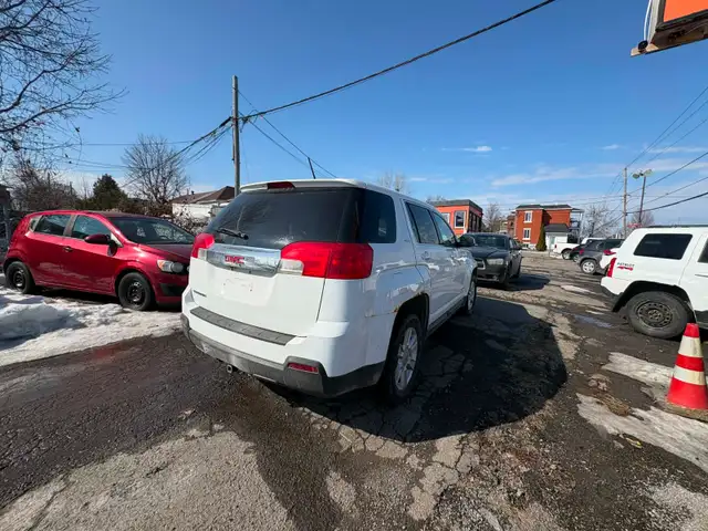 GMC Terrain 2013 Aut. AWD A/C $4795. Rusty 450-820-0550 - Photo 2