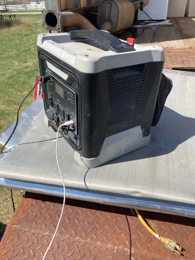 Motomaster Eliminator Power Box Max - Photo 4