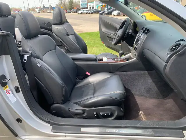 2010 LEXUS IS250C CONVERTIBLE CERTIFIED - Photo 18