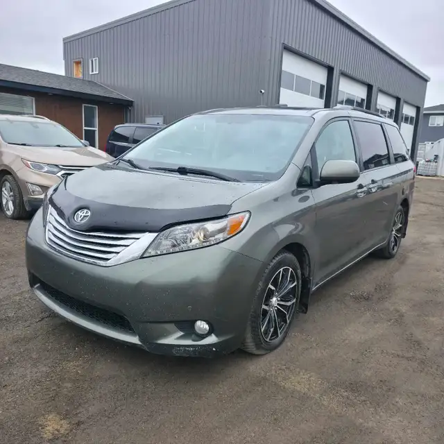 2011 Toyota Sienna AWD Limited
