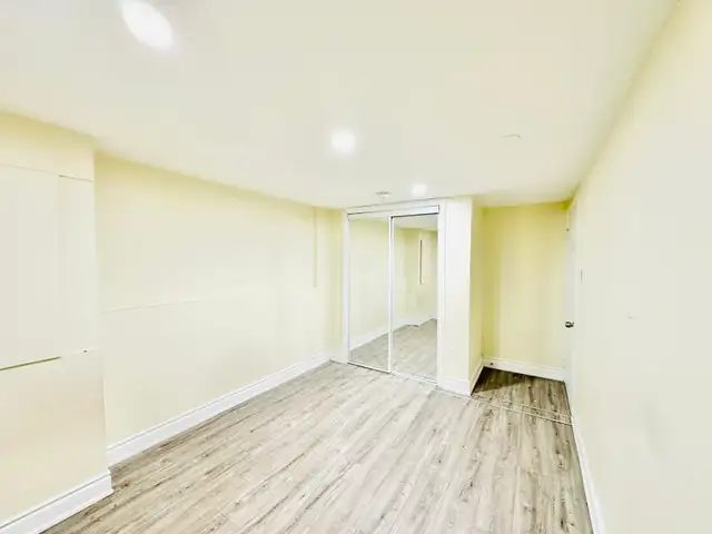 3 bed 2 bath 3 parking - Photo 14