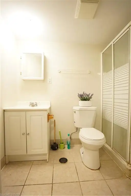 3 bed 2 bath 3 parking - Photo 17