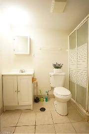 3 bed 2 bath 3 parking - Photo 17