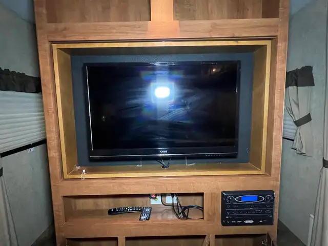 Family Double Bunk Travel Trailer - Photo 6