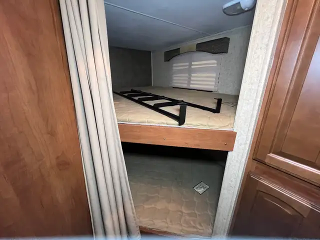 Family Double Bunk Travel Trailer - Photo 21