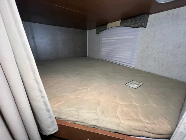 Family Double Bunk Travel Trailer - Photo 22