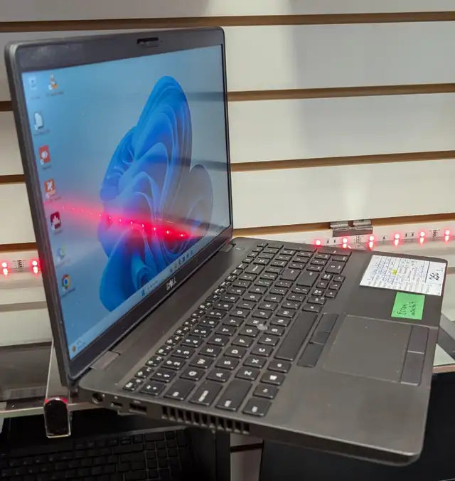 Dell Latitude 5500 15,6' i5-8265U | 16Go DDR4 SSD 256Go NVMe - Photo 3