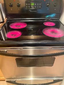 Frigidaire Electric Stove