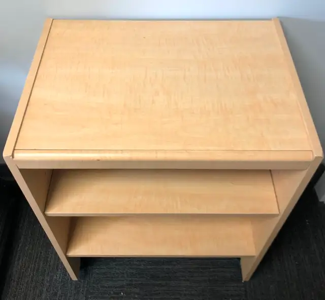 Printer stand on casters - Photo 2