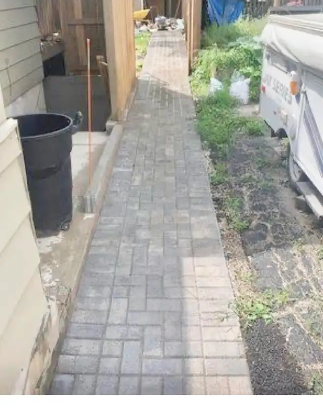 Interlocking installation and repair - Photo 3