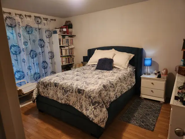 Pointe-aux-trembles beau grand 4 1/2 situé à l'étage