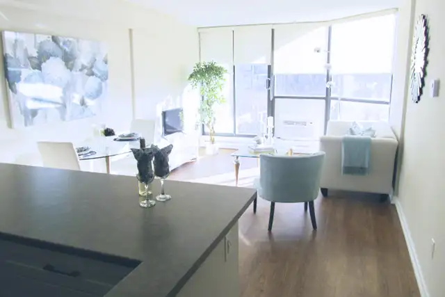 Beautiful 2 bdrm   Den to Rent at Bay Terrace Apartments! - Photo 2