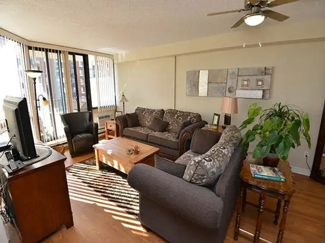 Beautiful 2 bdrm   Den to Rent at Bay Terrace Apartments! - Photo 9
