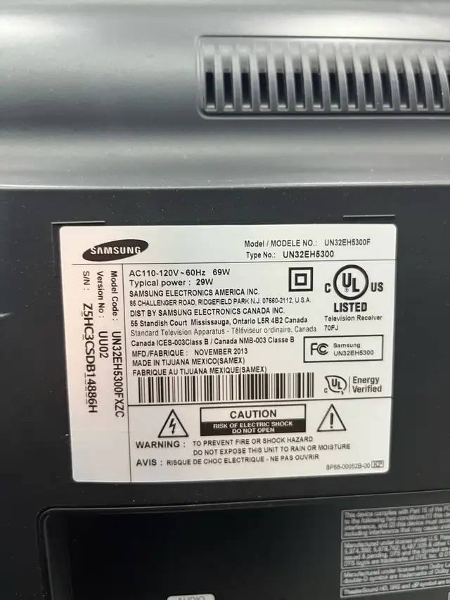 Samsung 32" Smart TV - Photo 4