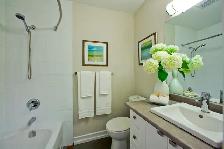3 BEDROOM   1.5 BATHROOM TOWNHOUSE FOR RENT! - Photo 8