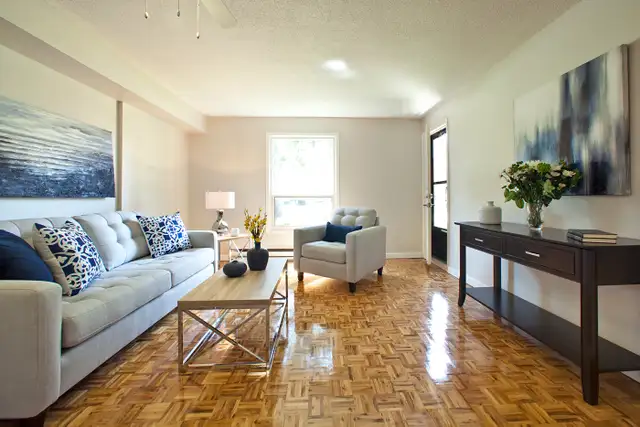 Stunning 2 Bedroom Apartment for Rent in Whitby! - Photo 6