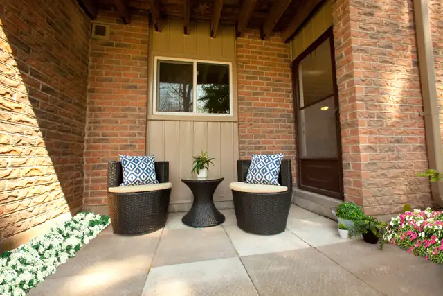 Stunning 2 Bedroom Apartment for Rent in Whitby! - Photo 9