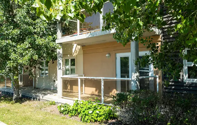 Elegant 1BR Suites in Winnipeg's prestigious Linden Ridge - Photo 8