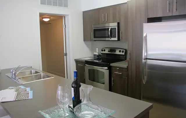 Elegant 1BR Suites in Winnipeg's prestigious Linden Ridge - Photo 14