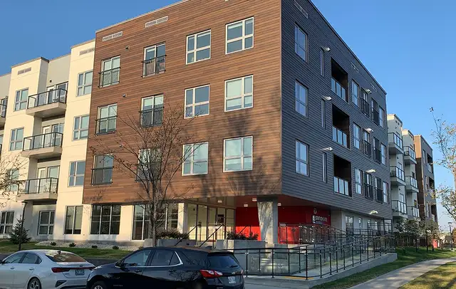 Modern 1 BR with Den in the heart of South Osborne - Stationside - Photo 4