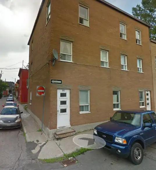 Très beau 2 1/2, au goût du jour ! rue Saint-Sauveur Juillet - Photo 7