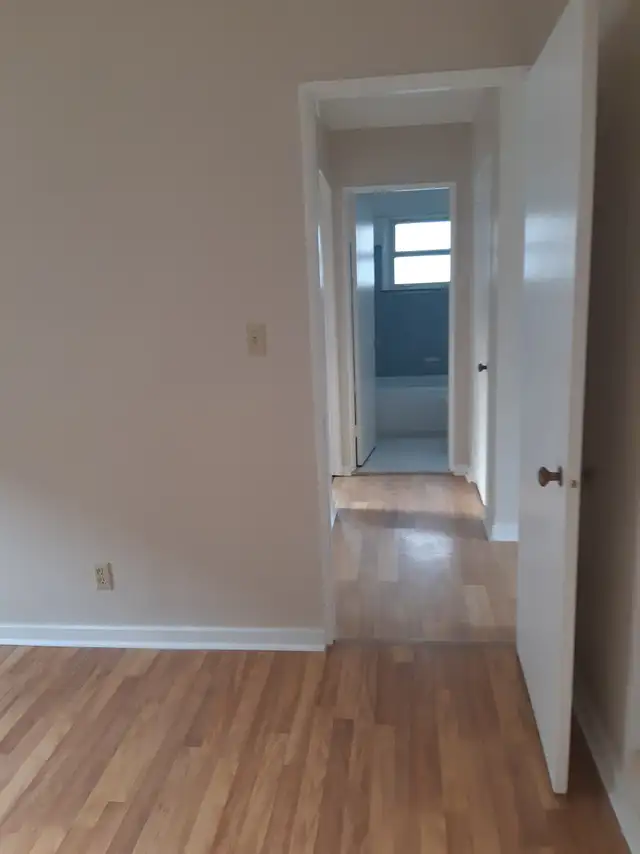 2 BR Apartments at WYANDOTTE ST., WINDSOR - Photo 11