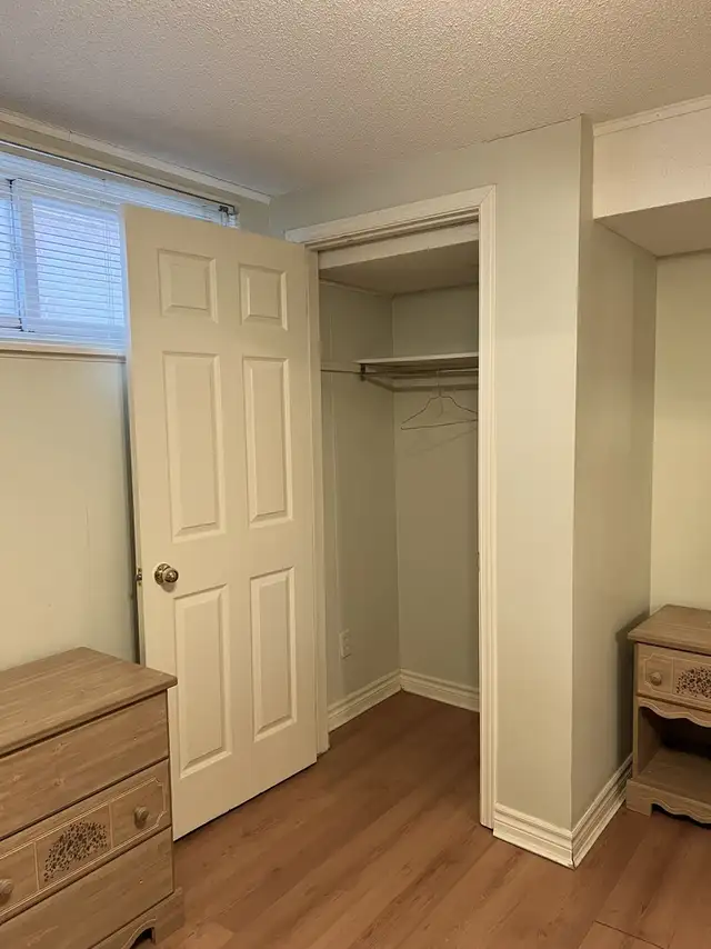 Furnished Room for Rent in Basement Apartment - Photo 4