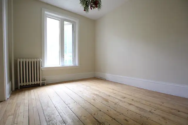 2Bedroom   Flex Spaces Overlooking Park, Lower Town, AvailNow! - Photo 3