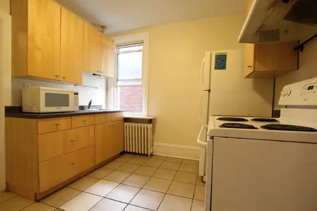 2Bedroom   Flex Spaces Overlooking Park, Lower Town, AvailNow! - Photo 6