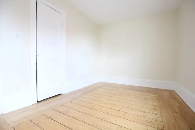 2Bedroom   Flex Spaces Overlooking Park, Lower Town, AvailNow! - Photo 8