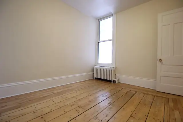 2Bedroom   Flex Spaces Overlooking Park, Lower Town, AvailNow! - Photo 9