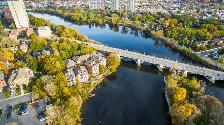 Stunning 2Storey Riverfront Condo, 2 Bed, 1Pkg, AvailNow! - Photo 22