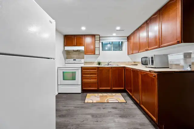 Basement for rent - Photo 3