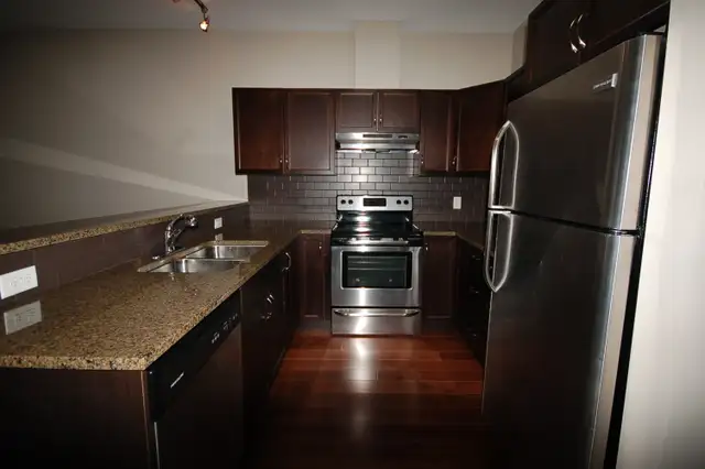 Modern 1 Bedroom Condo in River Park South - 503-100 Creek Bend - Photo 2