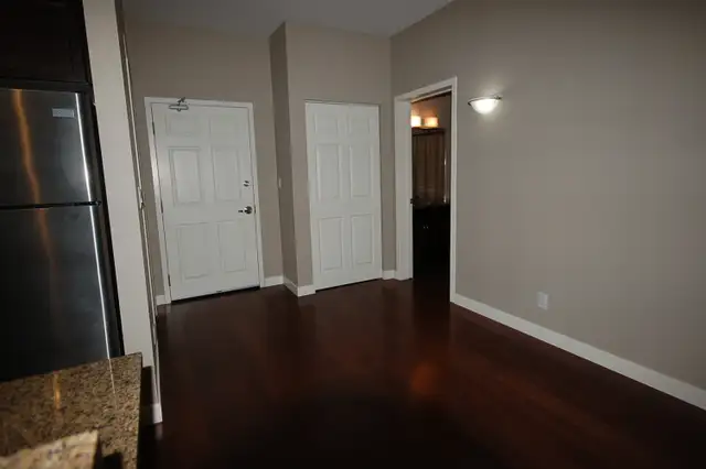 Modern 1 Bedroom Condo in River Park South - 503-100 Creek Bend - Photo 4