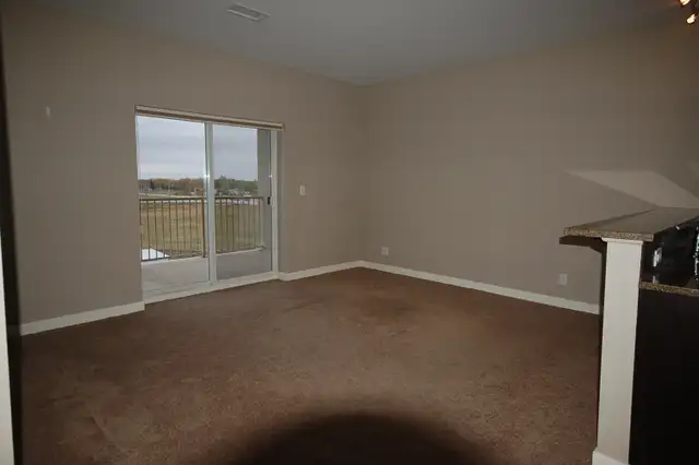 Modern 1 Bedroom Condo in River Park South - 503-100 Creek Bend - Photo 5