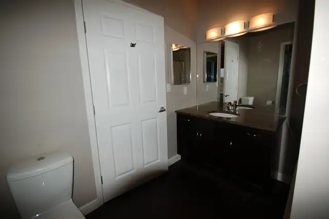 Modern 1 Bedroom Condo in River Park South - 503-100 Creek Bend - Photo 10