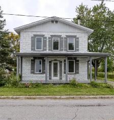 Maison avec 2 Garages