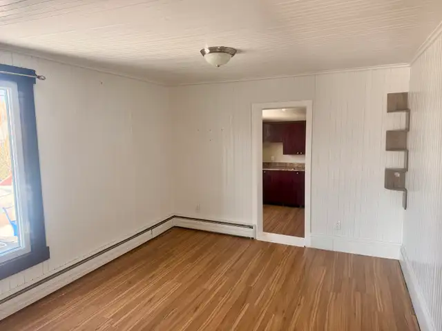 Maison avec 2 Garages - Photo 8