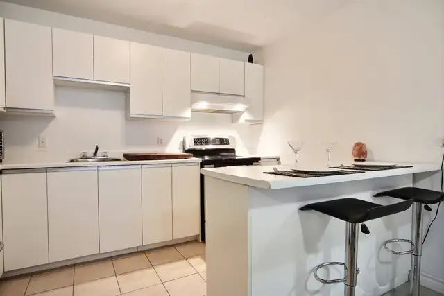 4 1/2 rue de Caen LES SAULES - POUR LE 1er JUILLET  au 1er étage - Photo 2